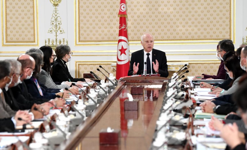 Tunisia’s Saied Replaces Ministers in Pre-Election Power Move