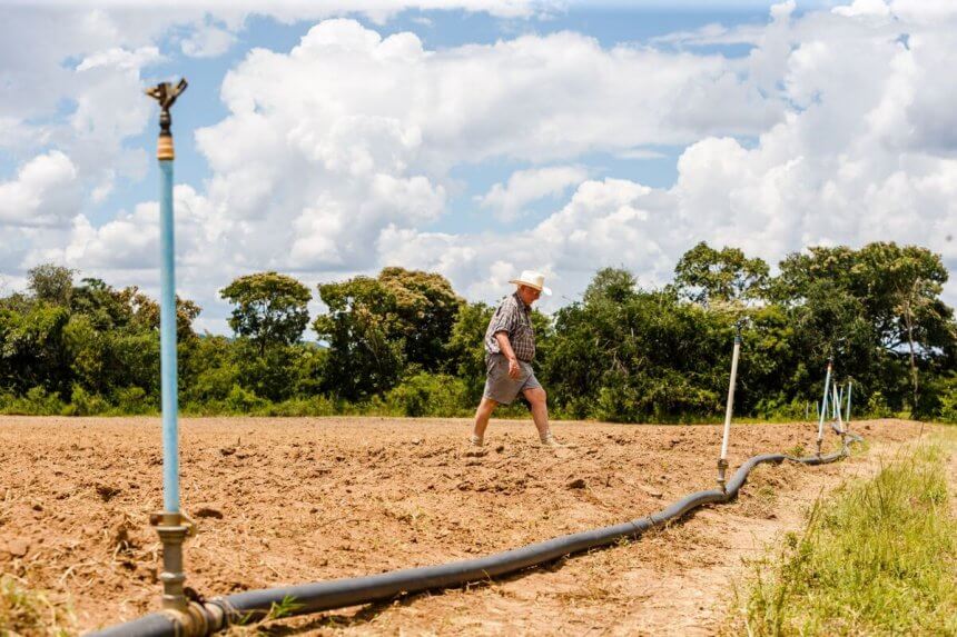 Zimbabwe to Compensate White Farmers for Land Seized 20 Years Ago