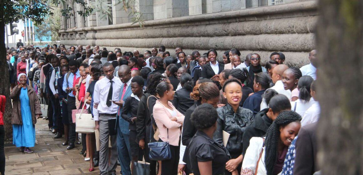 20,000 Kenyans Rush to Compete for Only 8,000 Qatar Jobs