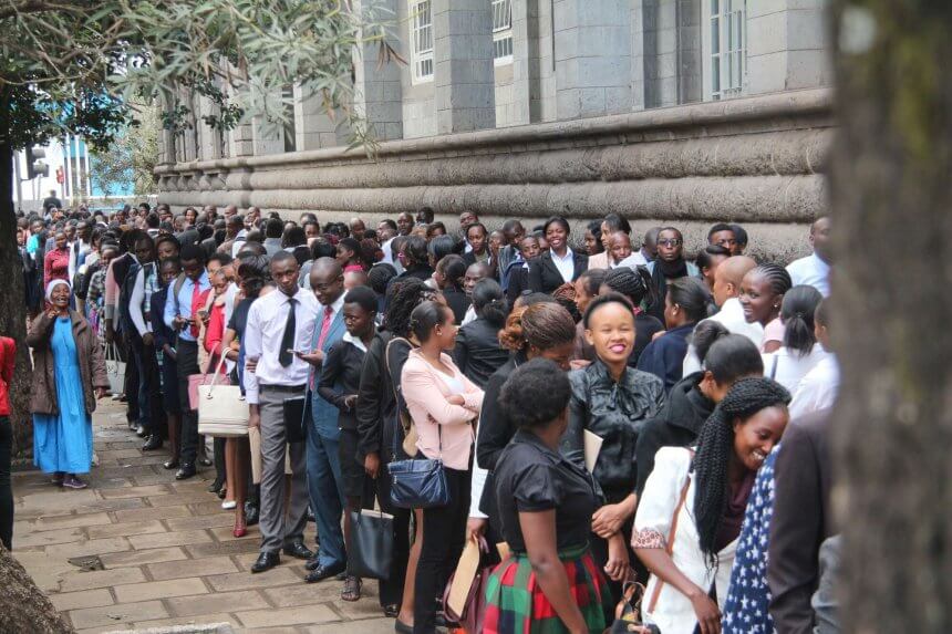 20,000 Kenyans Rush to Compete for Only 8,000 Qatar Jobs