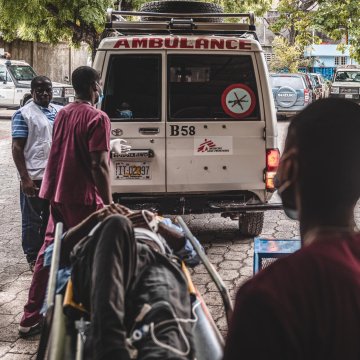 Doctors Without Borders Halts Operations in Haiti After Deadly Ambulance Attack 