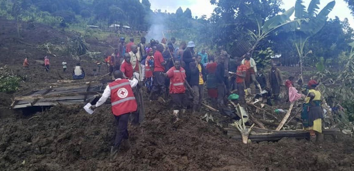 Military Deployed for Search & Rescue as Landslide Kills Dozens in Uganda