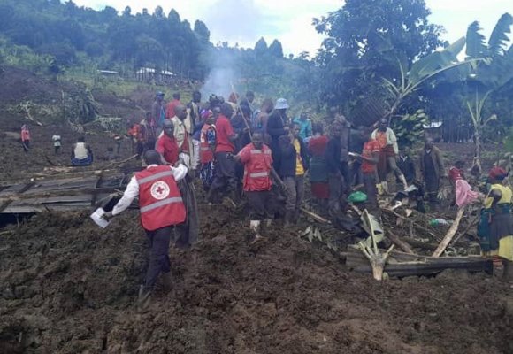 Military Deployed for Search & Rescue as Landslide Kills Dozens in Uganda